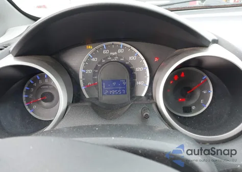 2010 Honda Fit Sport z USA, uszkodzony, nr VIN JHMGE8H49AC011115